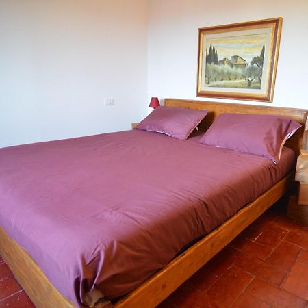 Appartamento Il Nespolo San Gimignano Exterior photo