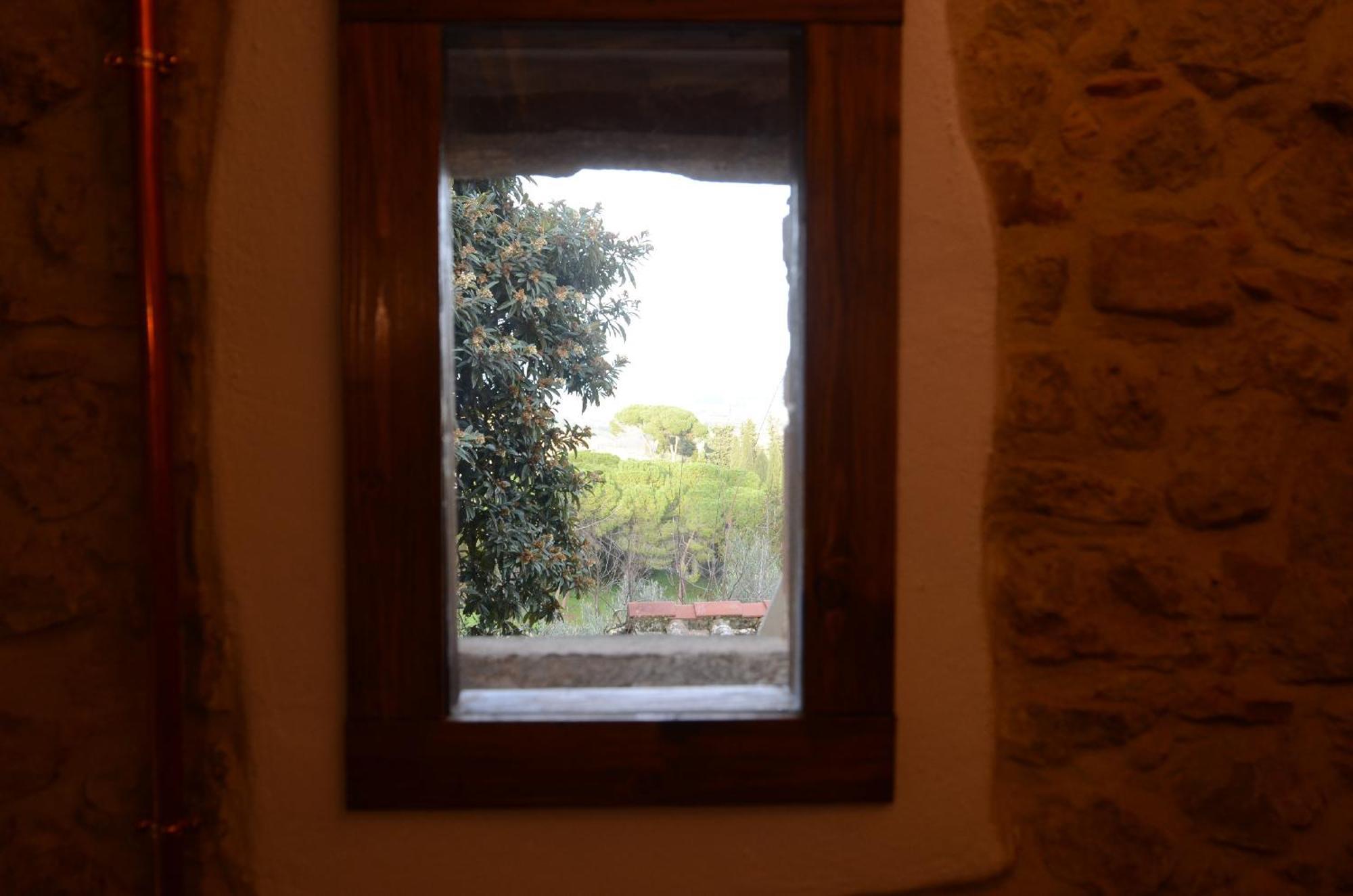 Appartamento Il Nespolo San Gimignano Exterior photo